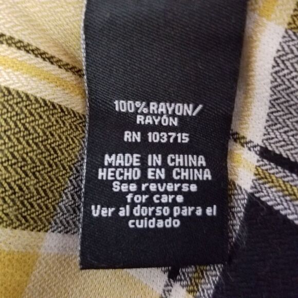 NWT. BRAND NEW Beautiful Zac and Rachel Top. - Picture 7 of 8
